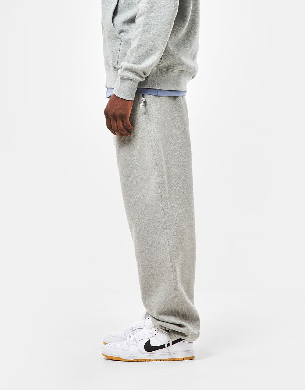 Nike Solo Swoosh Sweatpants (Straight) - Dark Heather Grey Heather/White