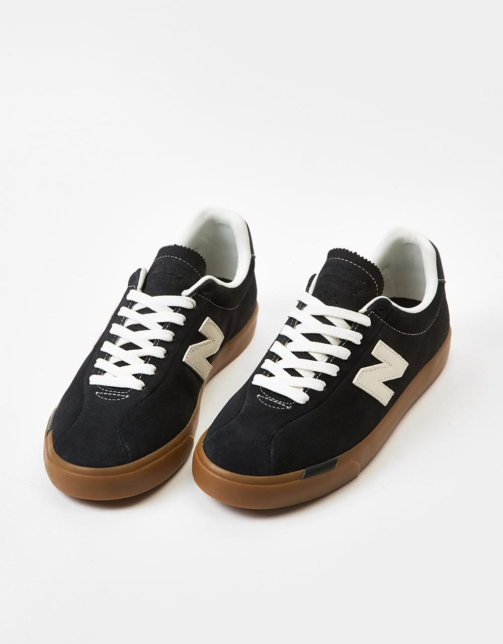 New Balance Numeric 22 Skate Shoes - Black/Gum