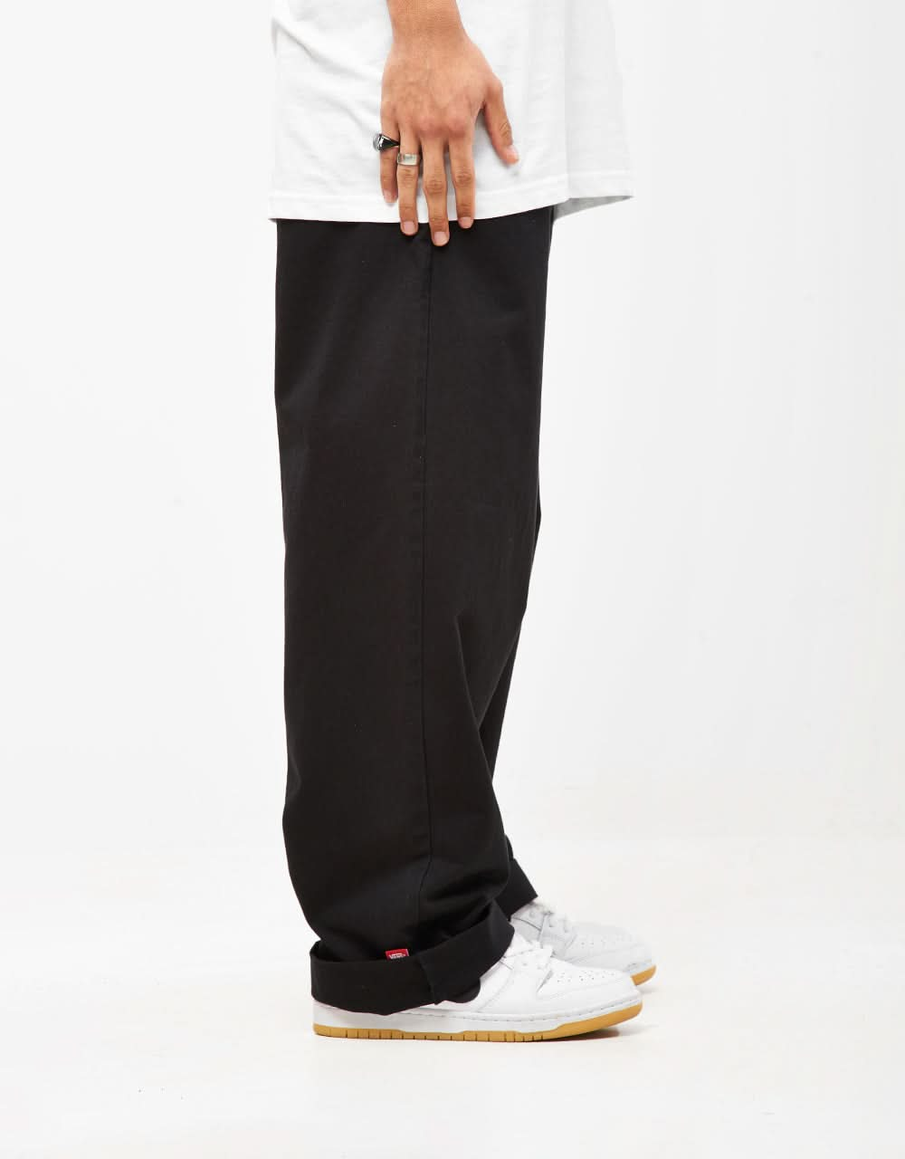 Vans Authentic Chino Baggy Pant - Black