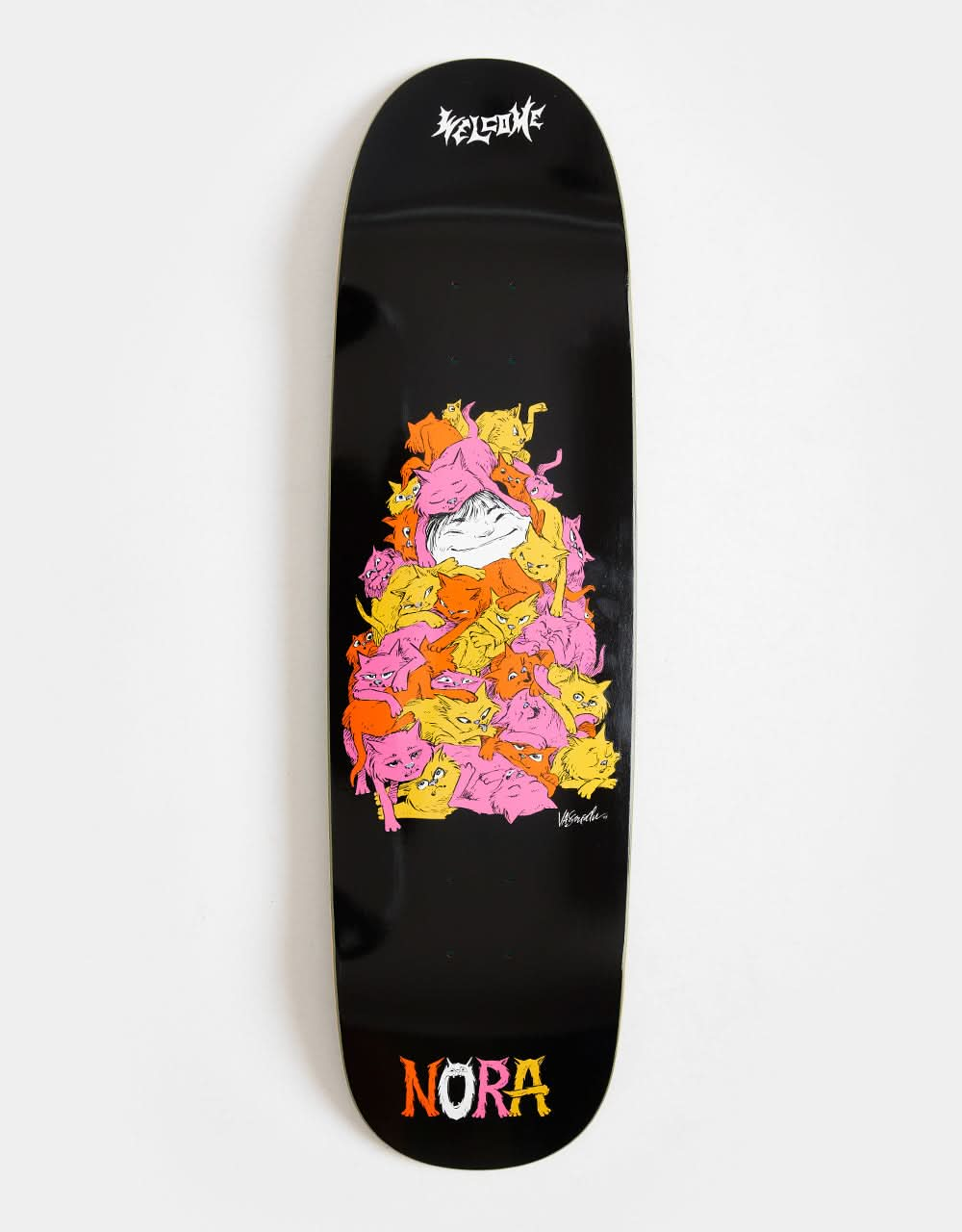 Bienvenue Nora Purr Pile sur Sphynx Skateboard Deck - 8.8"