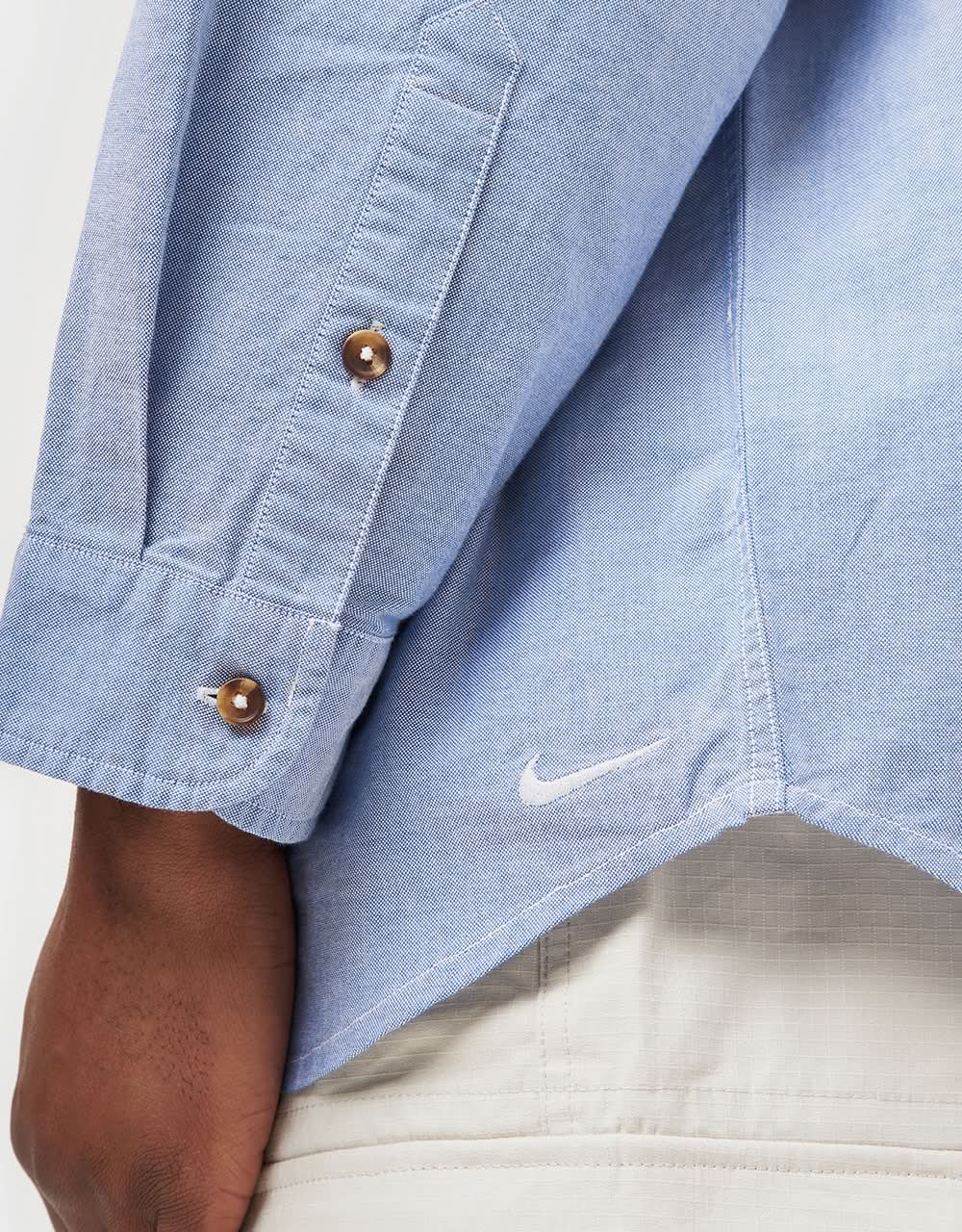 Camisa Nike SB Oxford con botones - Blanco/Royal juego/Gris fútbol