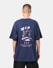 T-shirt Carhartt WIP P/E dell'amicizia - Blu Air Force/Rosa Chiaro