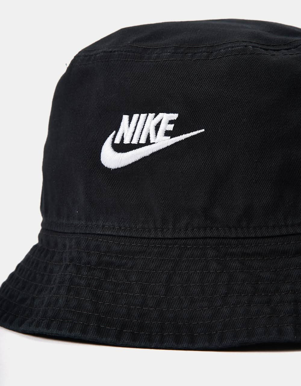 Nike Apex Futura Bucket Hat - Black/White