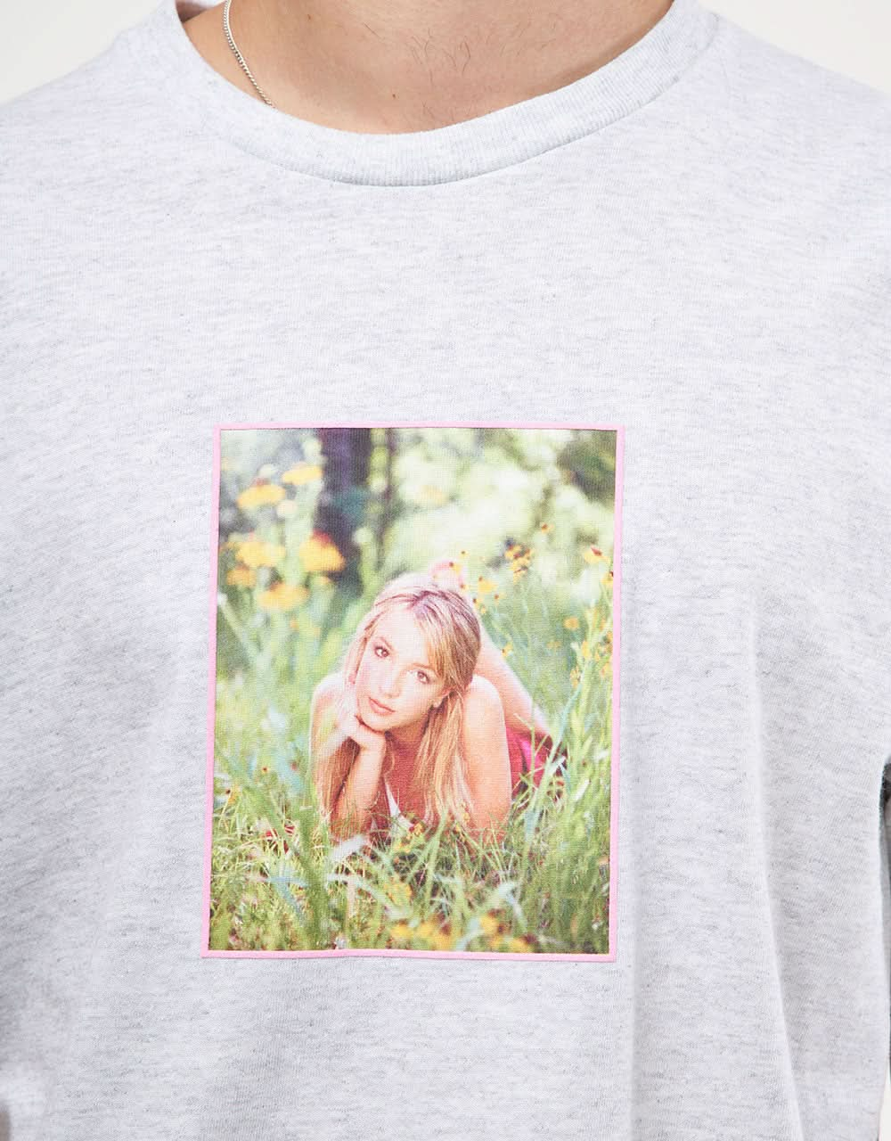 T-shirt Welcome x Britney Spears Daisies - Grigio erica