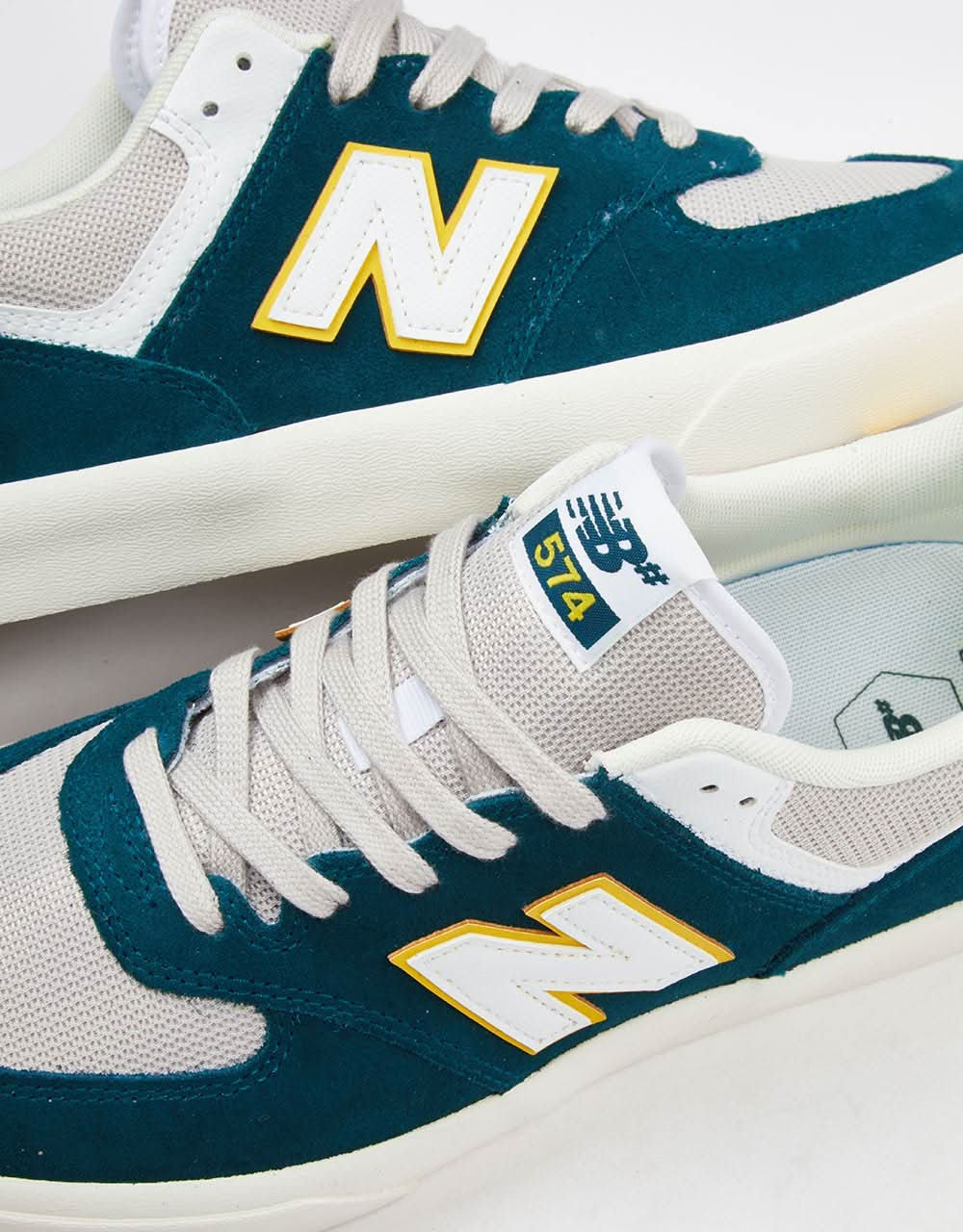 New Balance Numeric 574 Vulc Zapatos de skate - Abeto/Blanco