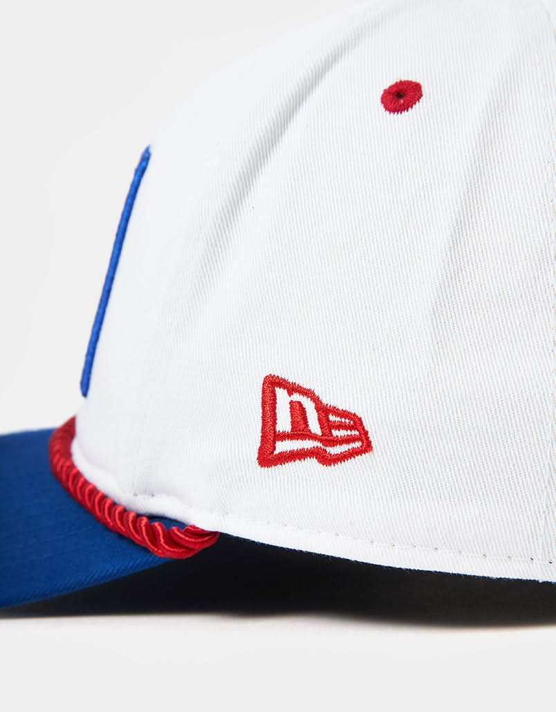 Cappellino da golf lavato con logo NBA di New Era - Bianco/Roale