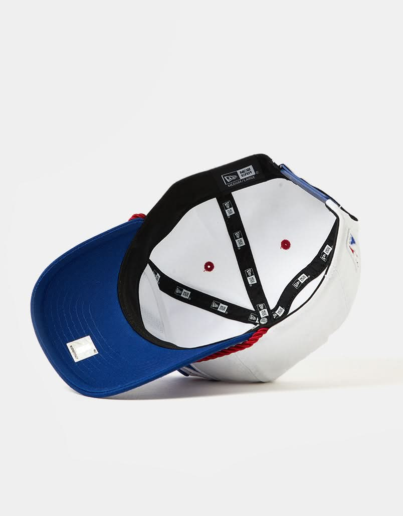 Cappellino da golf lavato con logo NBA di New Era - Bianco/Roale