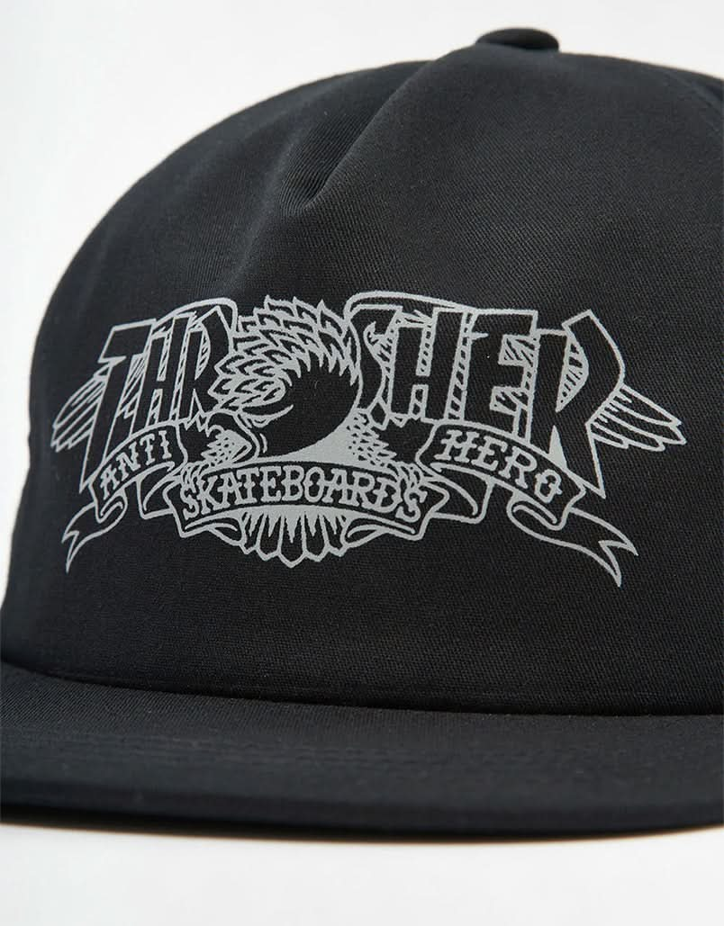 Thrasher x Anti Hero Mag Banner  Snapback Cap - Black