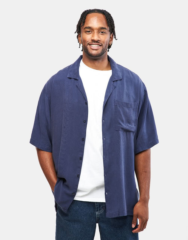 Camisa Route One Super Baggy M/C - Azul marino