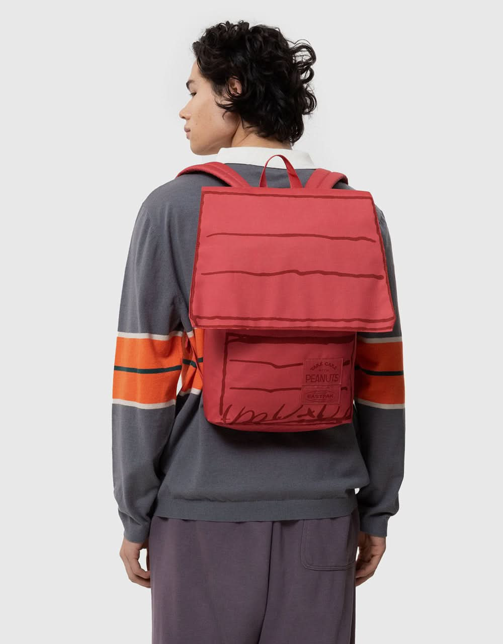 Sac à dos Eastpak x Peanuts Snoopy House - Niche pour chien