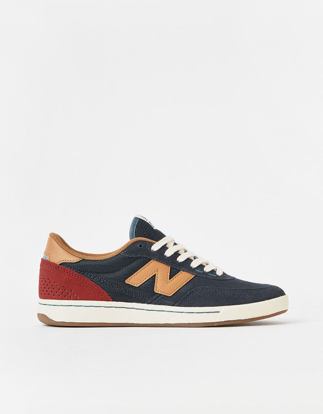 Chaussures de skate New Balance Numeric 440 V2 - Marine/Tan