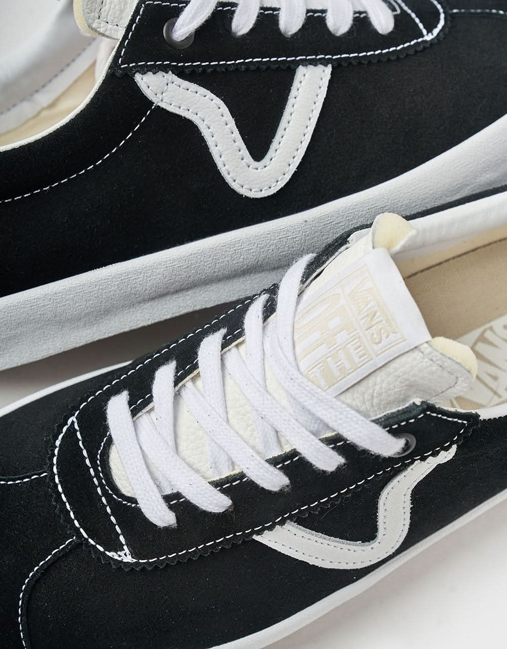 Chaussures de sport Vans Skate - Noir/Noir/Blanc