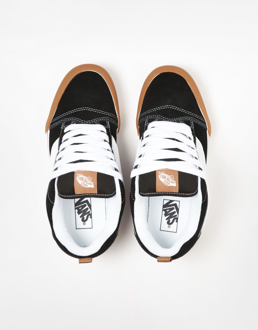 Vans Knu Skool Shoes - (Gum Bumper) Black