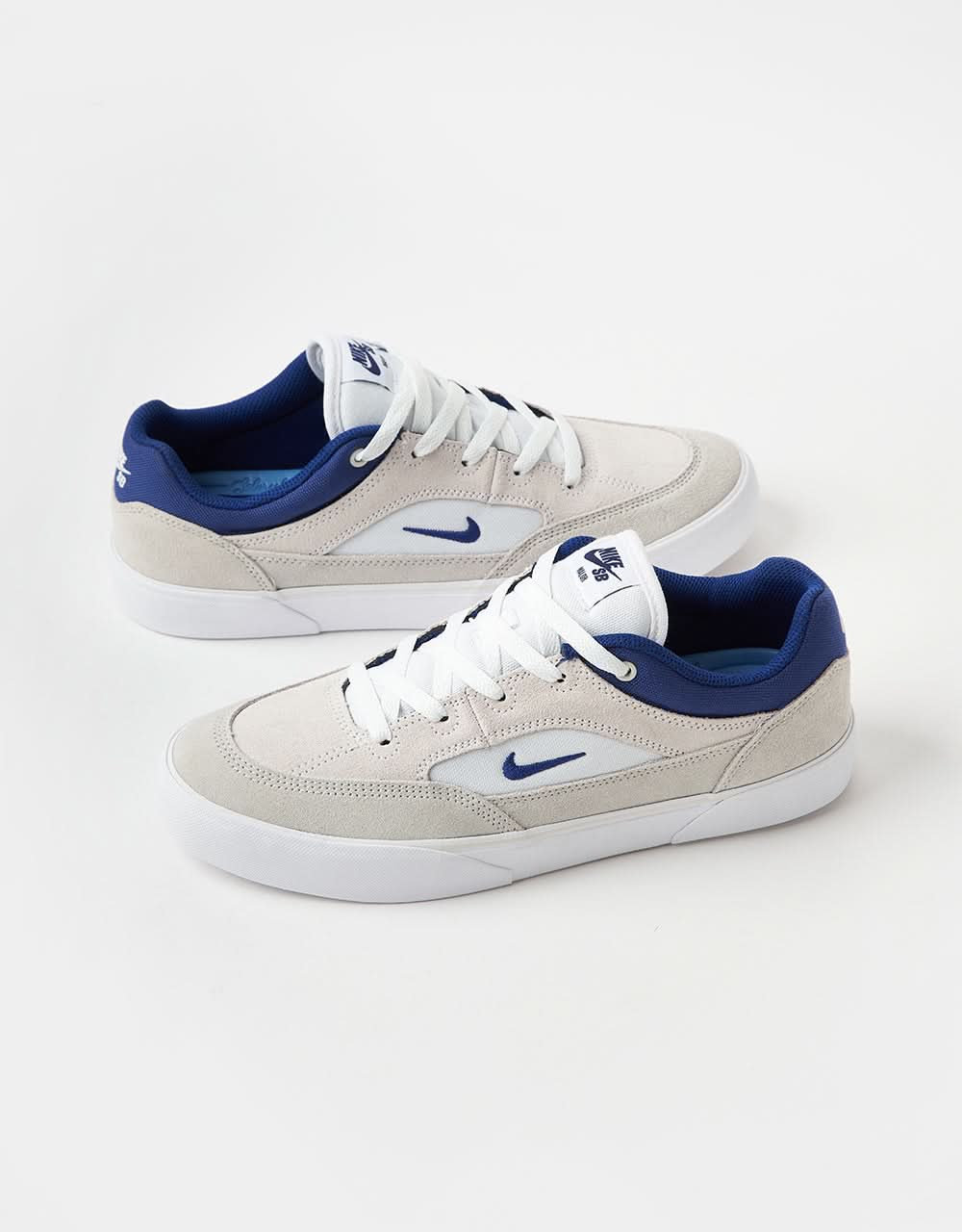 Zapatos de skate Nike SB Malor - Blanco/Azul real profundo-Tinte platino