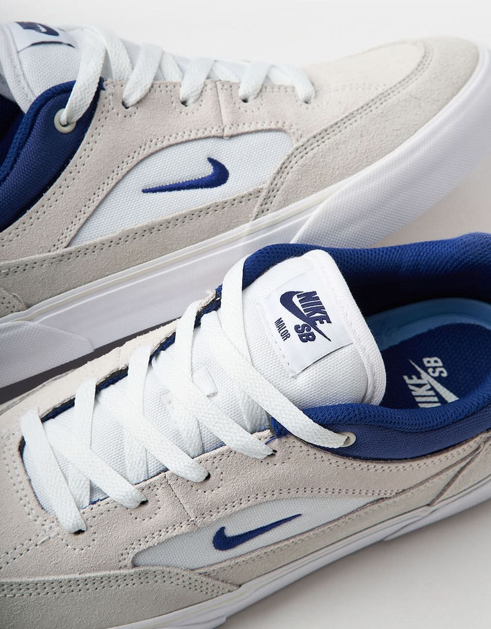 Scarpe da skate Nike SB Malor - Bianco/Blu Royal Profondo-Tinta Platino