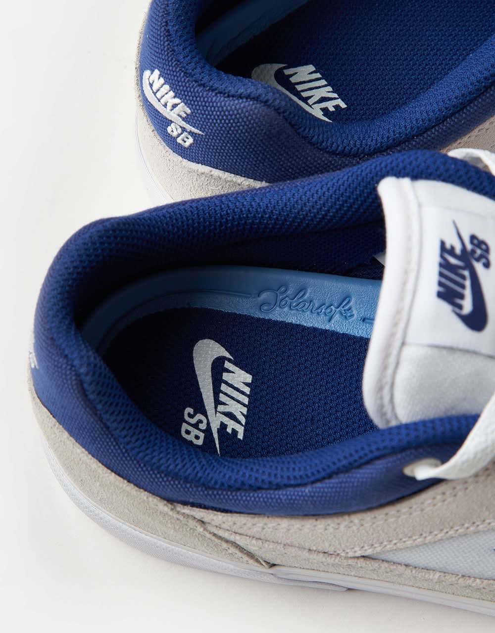 Scarpe da skate Nike SB Malor - Bianco/Blu Royal Profondo-Tinta Platino