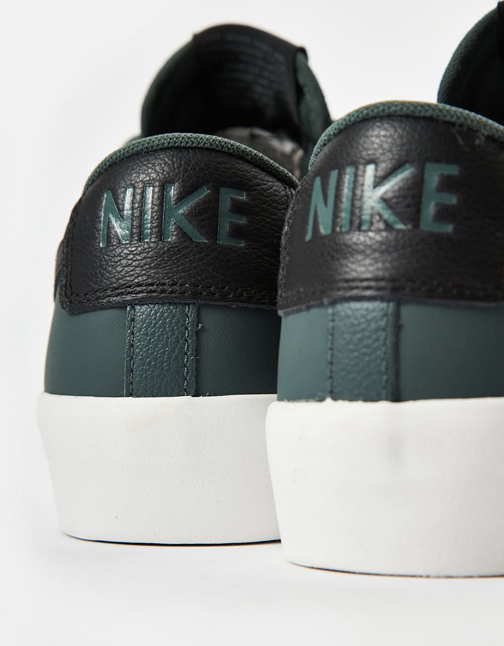 Nike SB Zoom Blazer Low Pro GT Zapatos de skate - Verde vintage/Negro-Verde vintage