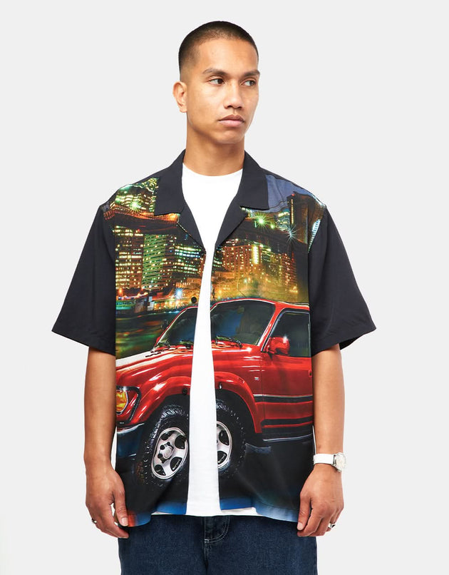 Camiseta HUF x Toyota Land Cruiser Big City M/C Resort - Negro