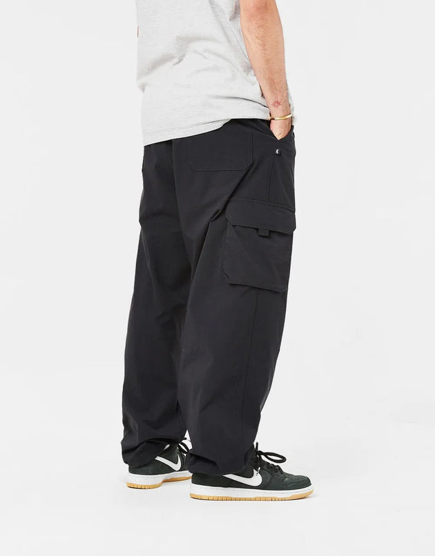 Pantalón cargo Nike SB Kearny con cinturón - Negro/Blanco