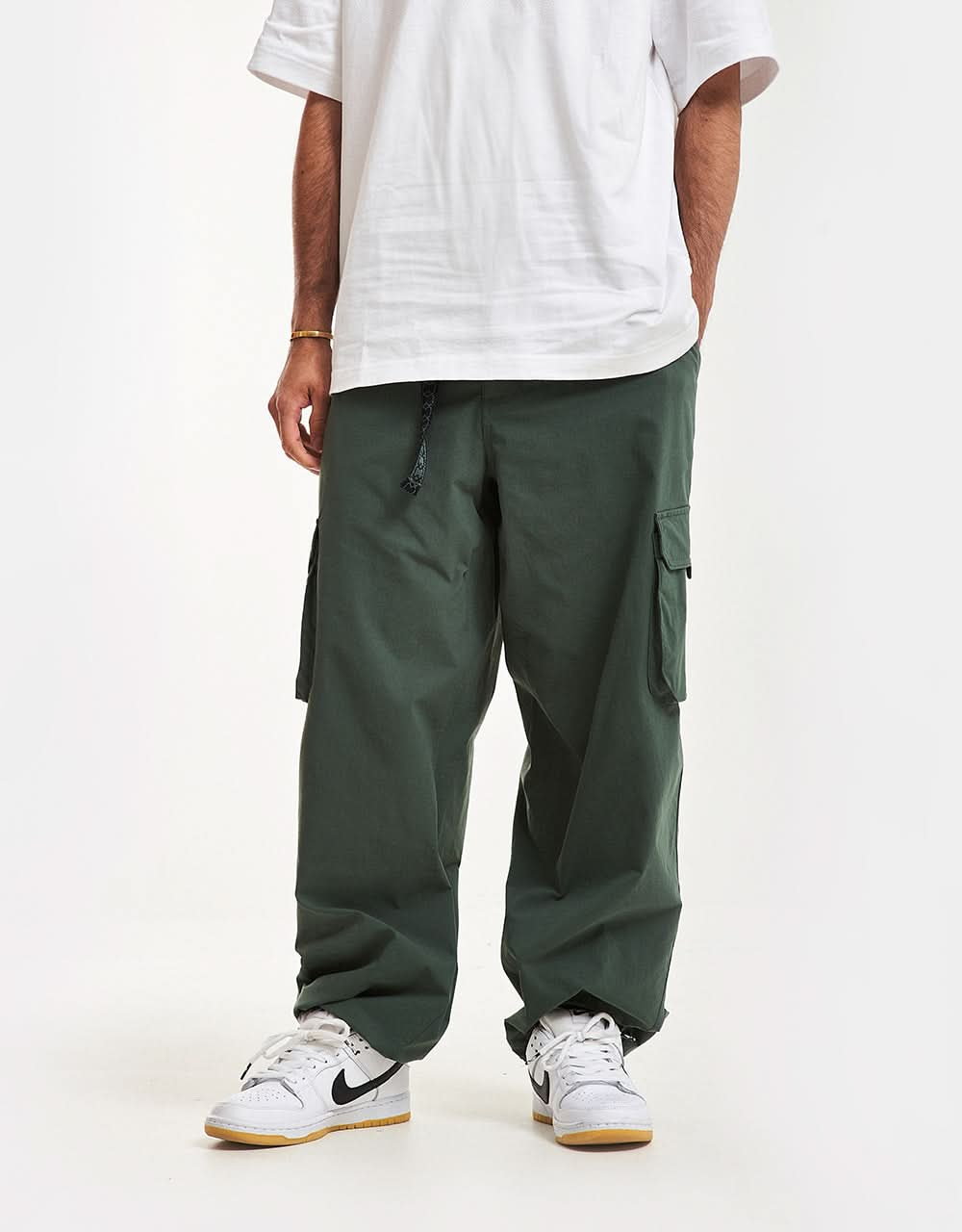 Pantalon cargo Nike SB Kearny avec ceinture - Vert vintage/Blanc