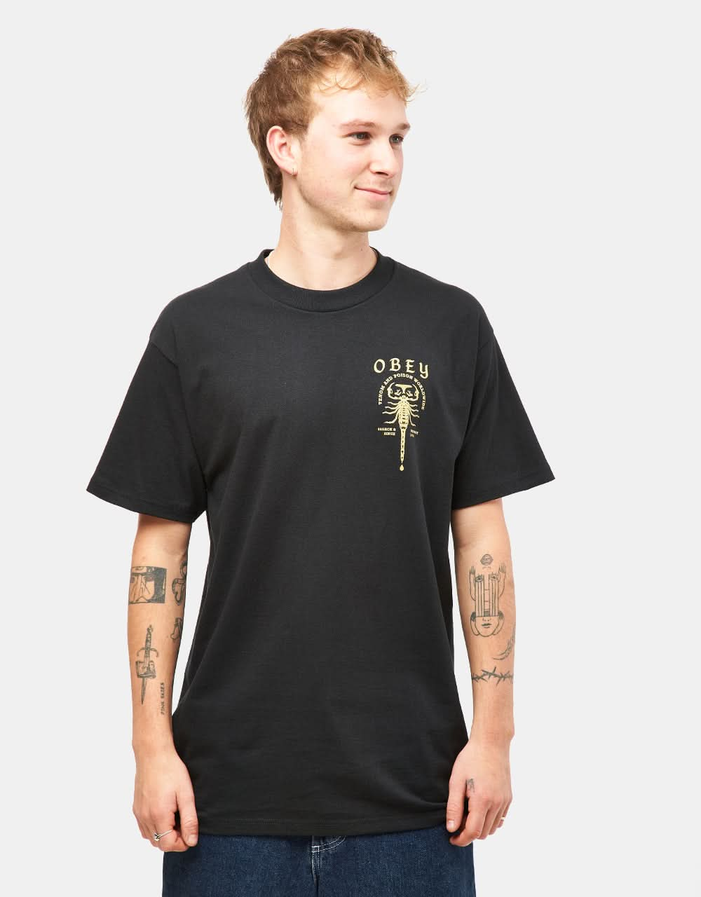 T-shirt Obey Scorpion - nera