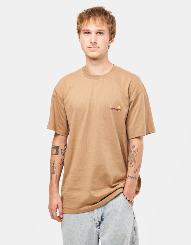 T-shirt Carhartt WIP con scritta americana - Arachidi