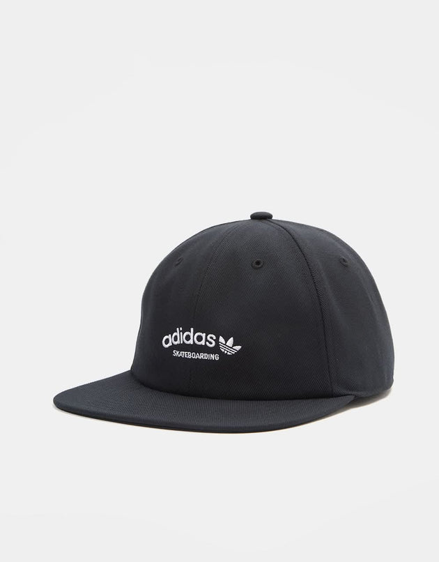 Gorra Adidas con logo arqueado - Negro