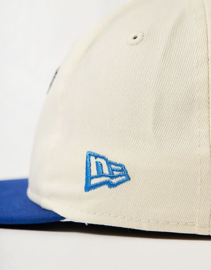 Lovenskate x New Era 9Fifty Spill Logo Strapback Cap - Off White/Royal