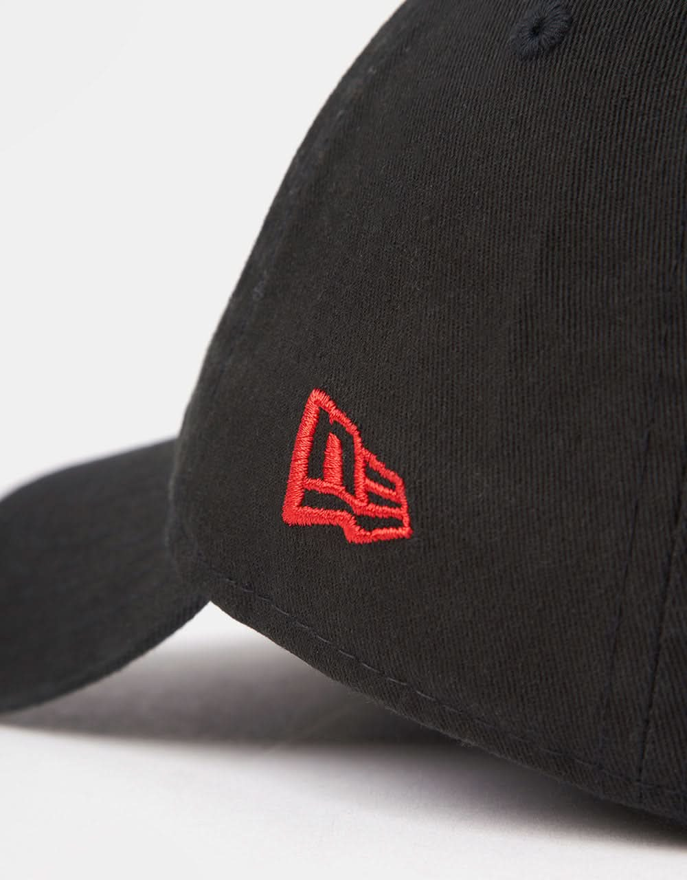 New Era 9TWENTY® Outline Cap - Black