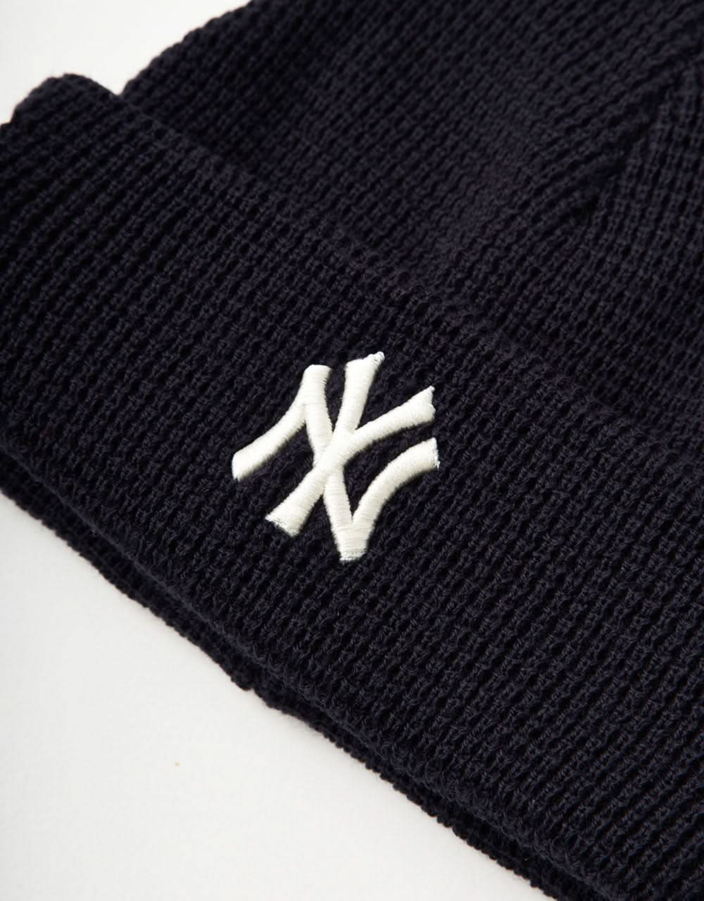 New Era Short Cuff New York Yankees Beanie - Navy