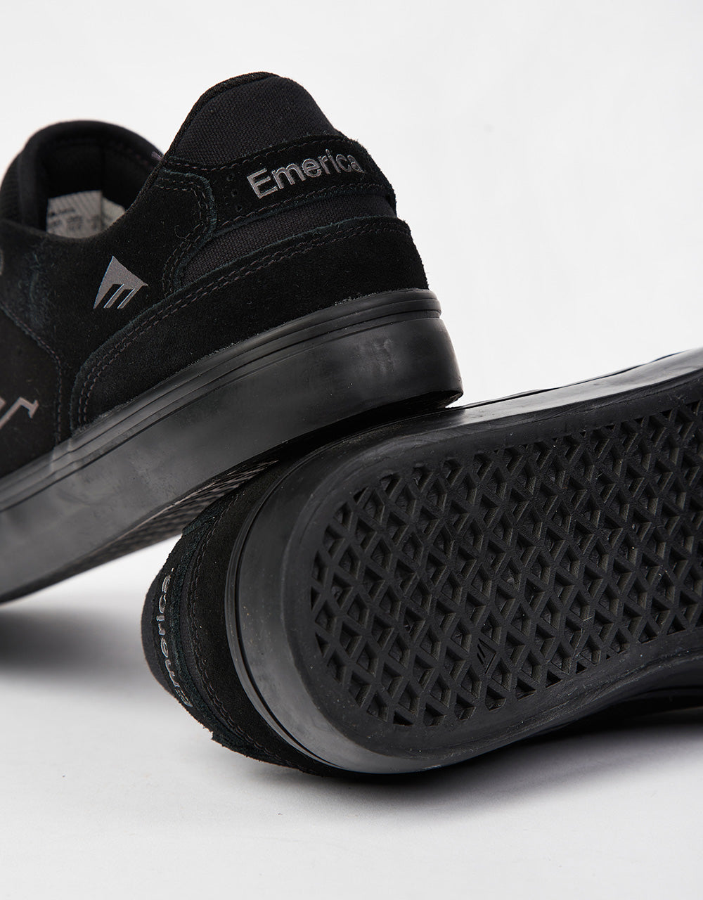 Emerica The Low Vulc Skate Shoes - Black/Black