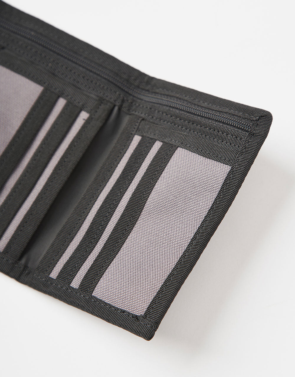 Carhartt WIP Alec Tri-Fold Wallet - Manta