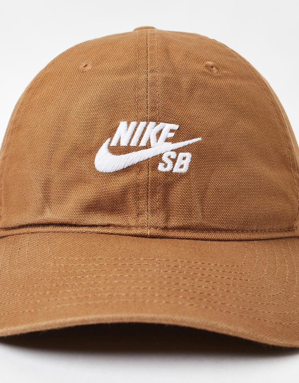 Nike SB Club Unstructured 6 Panel Strapback Cap - Lt British Tan/White