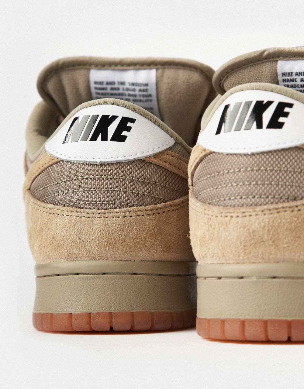 Nike SB Dunk Low Pro B Skate Shoes - Parachute Beige/Parachute Beige