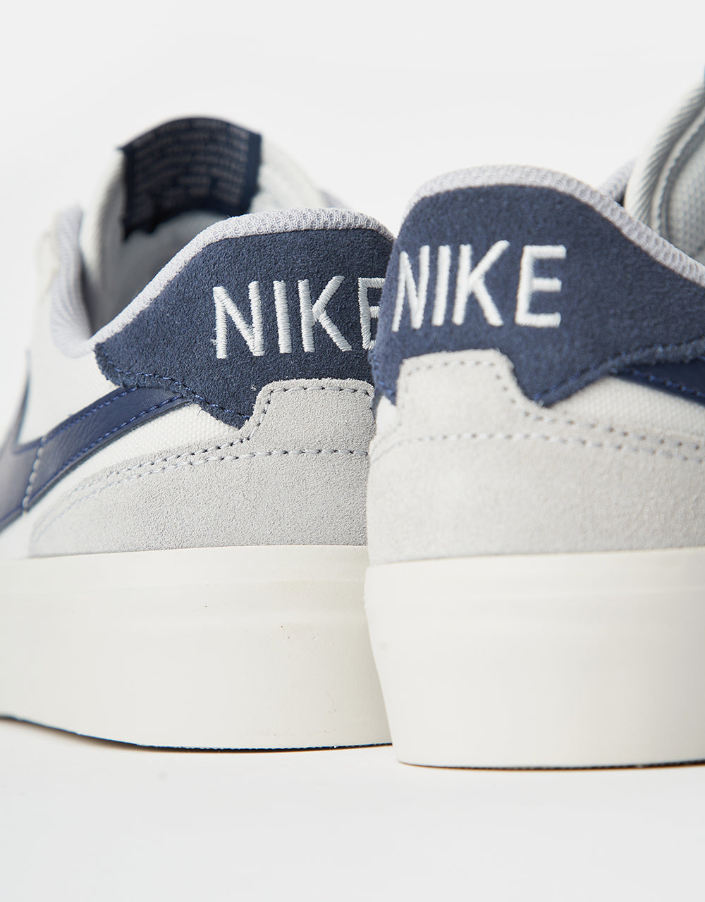 Nike SB Pogo Plus Skate Shoes - Photon Dust/Midnight Navy-Wolf Grey