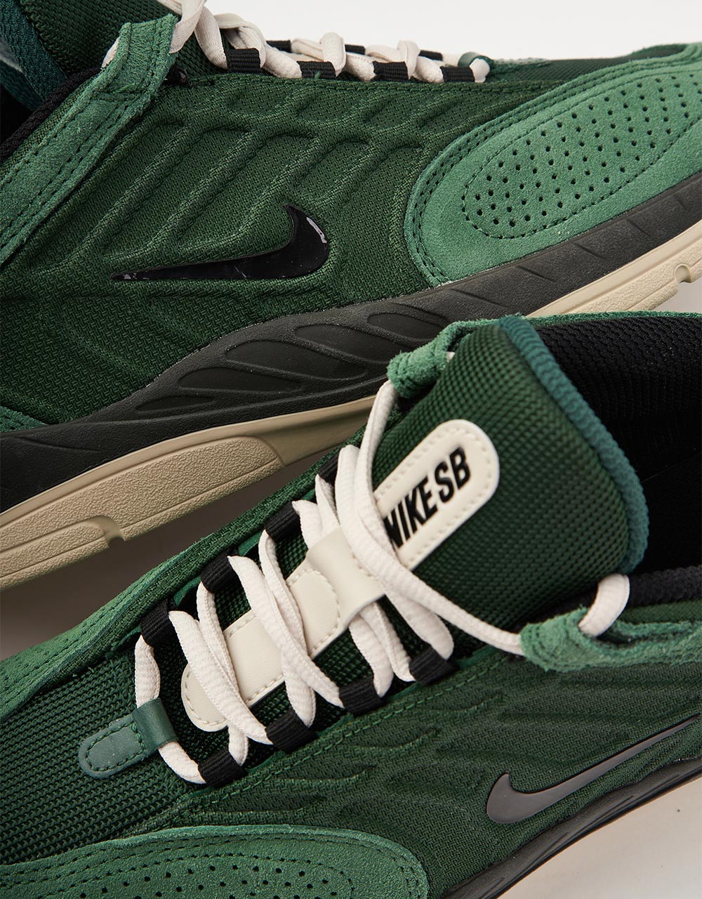 Nike SB Vertebrae Skate Shoes - Fir/Black-Sequoia-Lt Orewood Brn