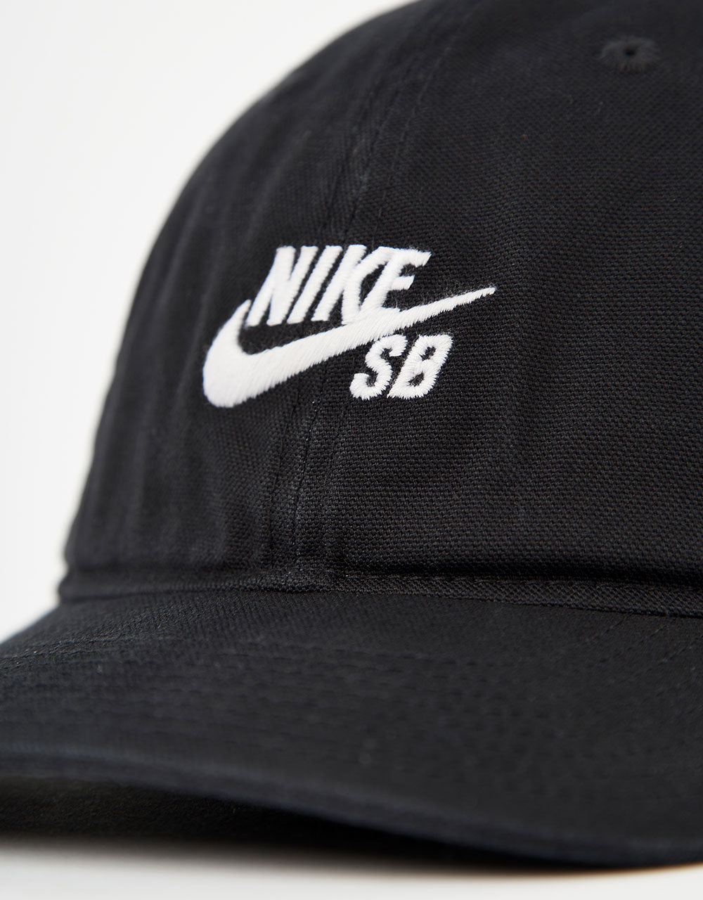 Nike SB Unstructured Flat Bill Cap - Black/White