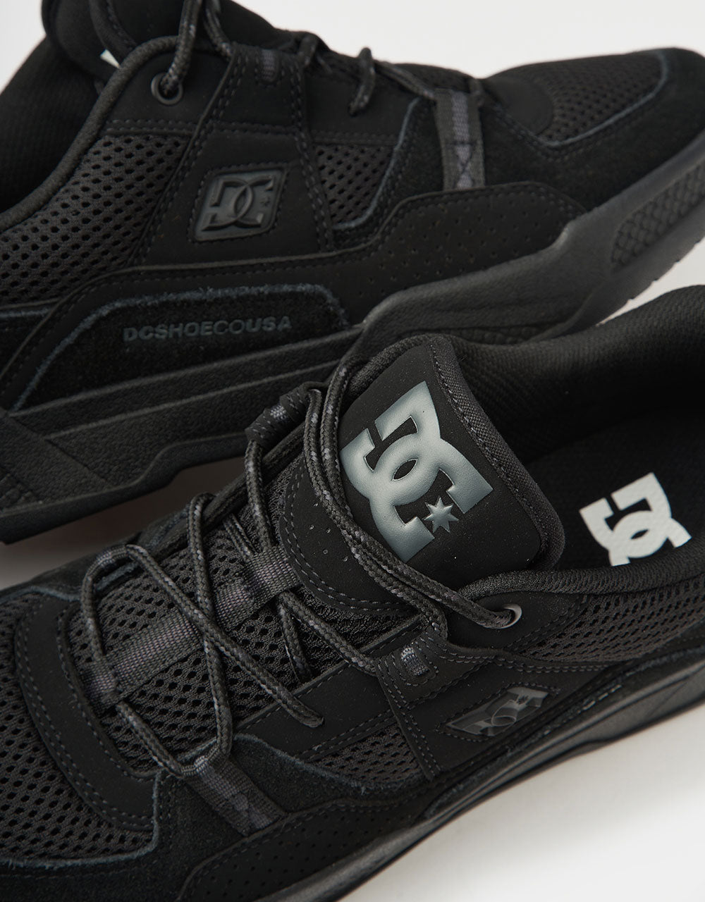 DC Construct Skate Shoes - Black/Black/Black