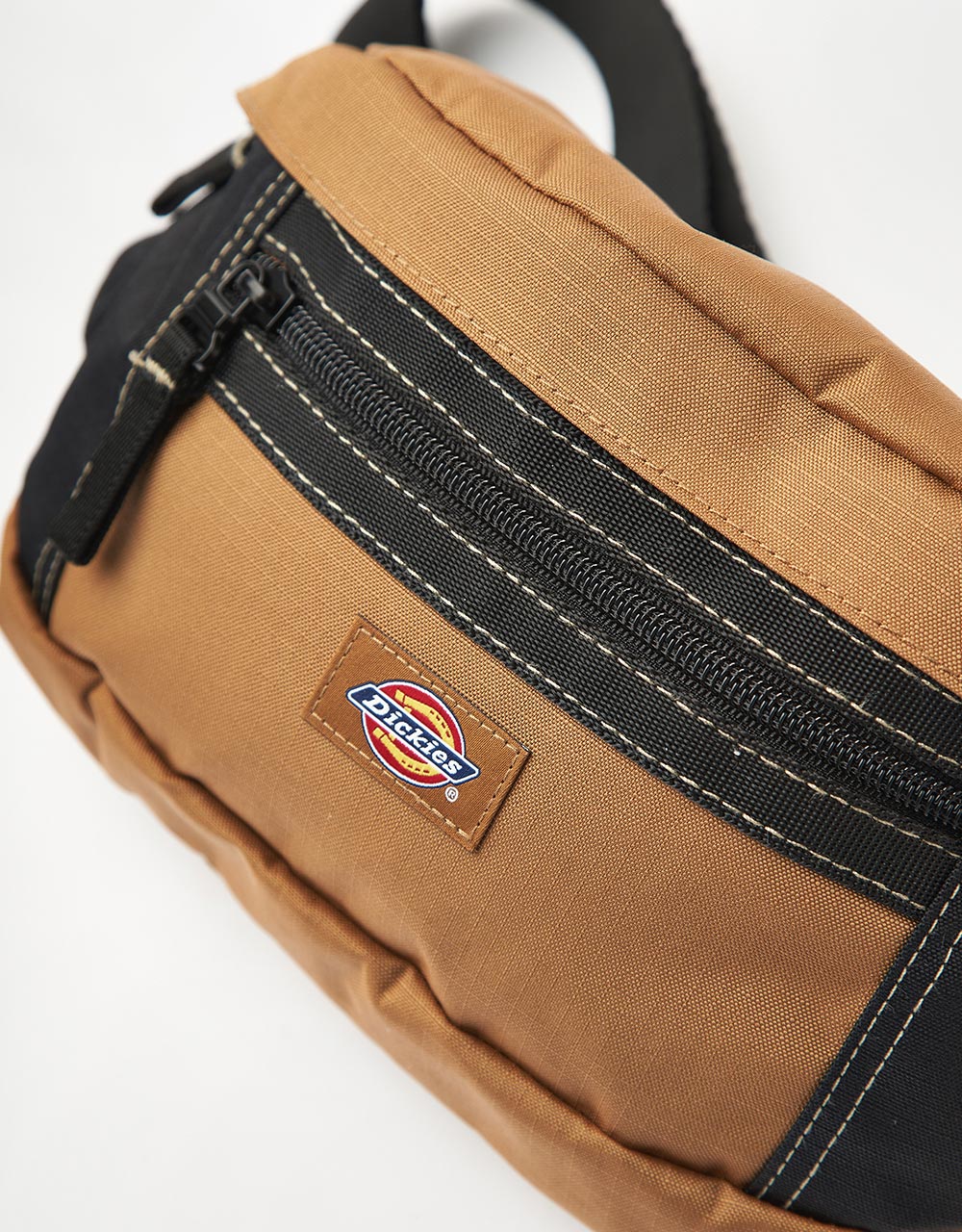 Dickies Ashville Pouch Cross Body Bag - Brown Duck