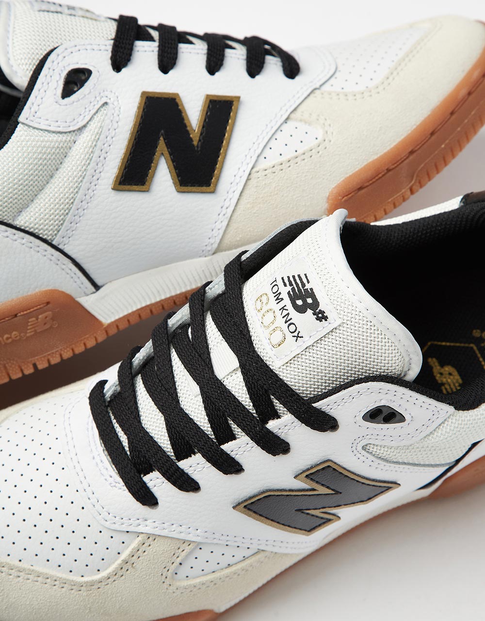 New Balance Numeric 600 Tom Knox Skate Shoes - White/Black