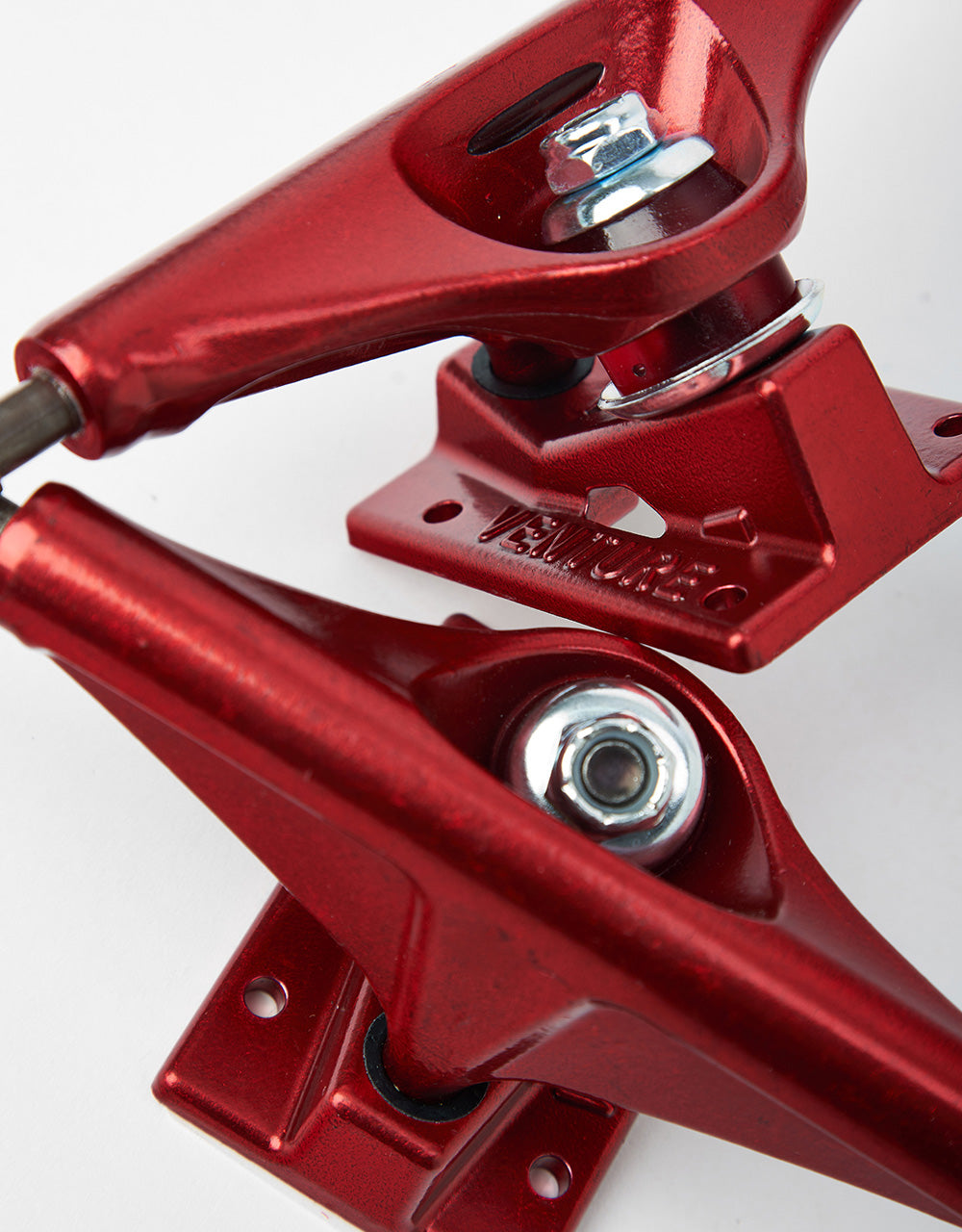 Venture Anodised 5.6 High Skateboard Trucks - Red (Pair)