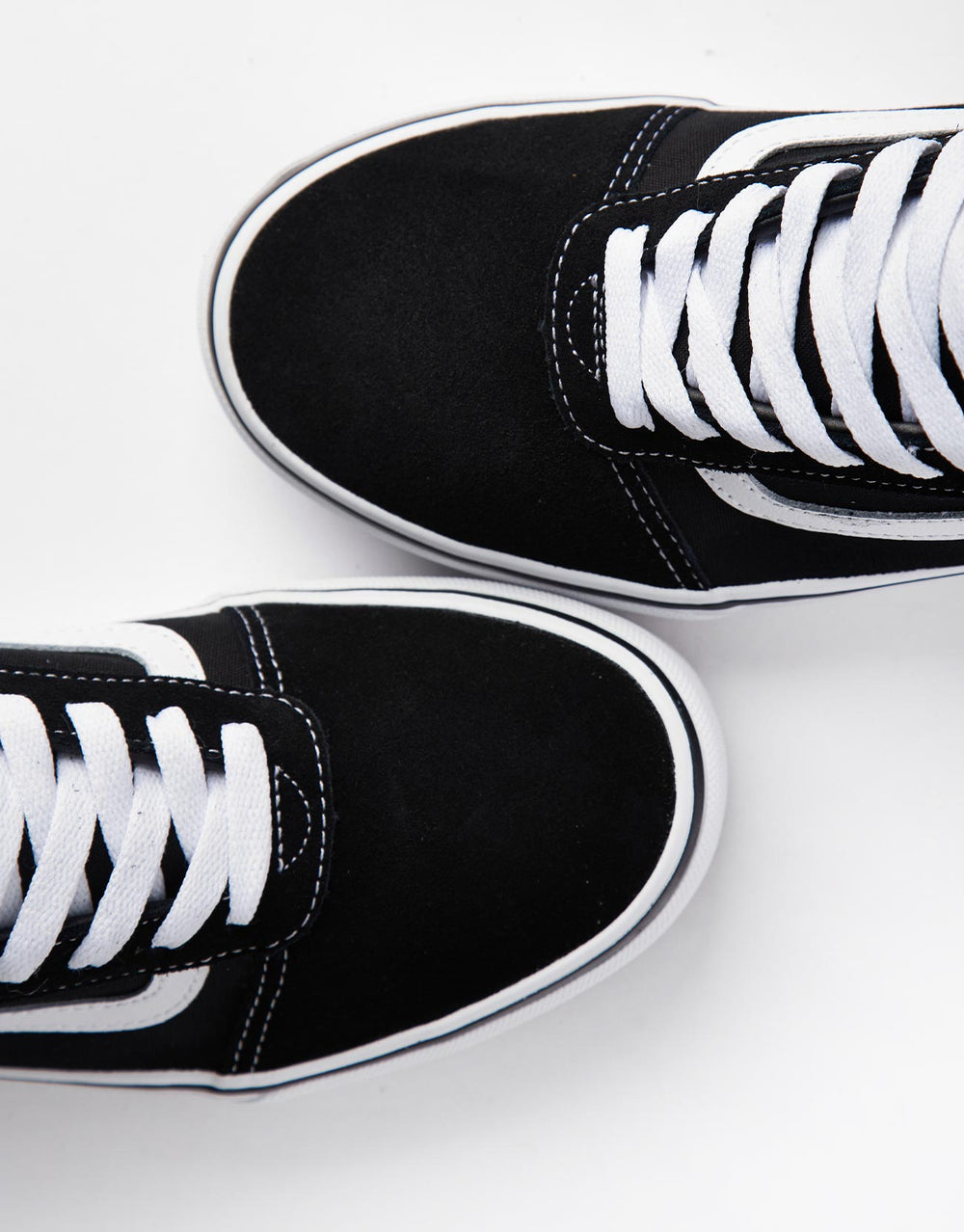 Vans Ward Skate Shoes - (Suede Canvas) Black/White