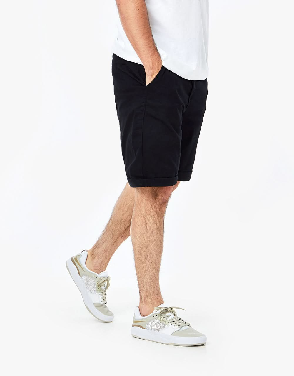 Route One Roll-Up-Chino-Shorts – Schwarz