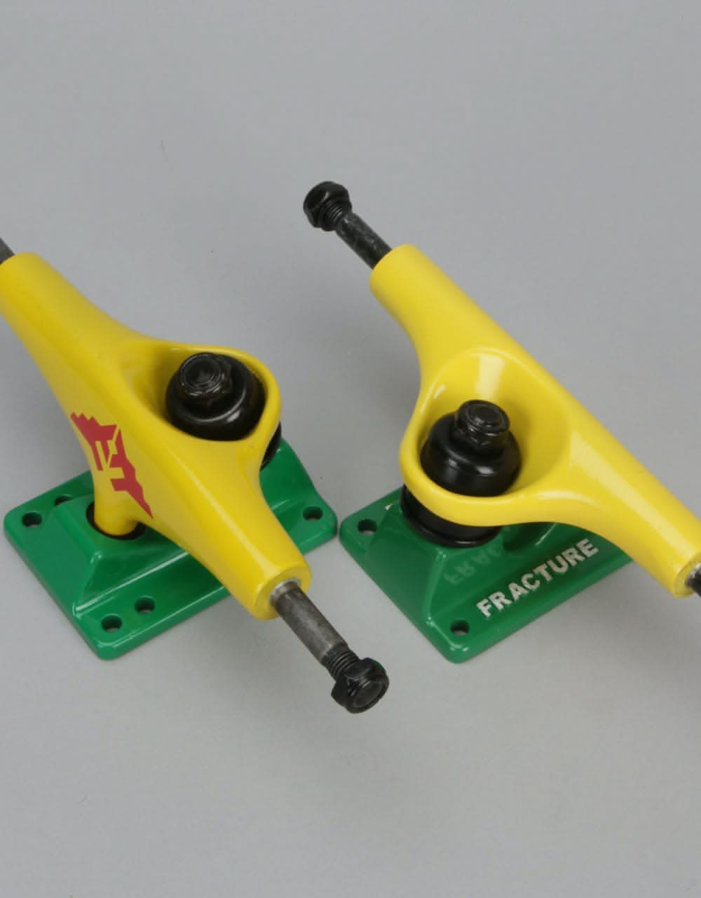 Fracture Wings V3 5.0 Low Truck - Rasta (Pair)