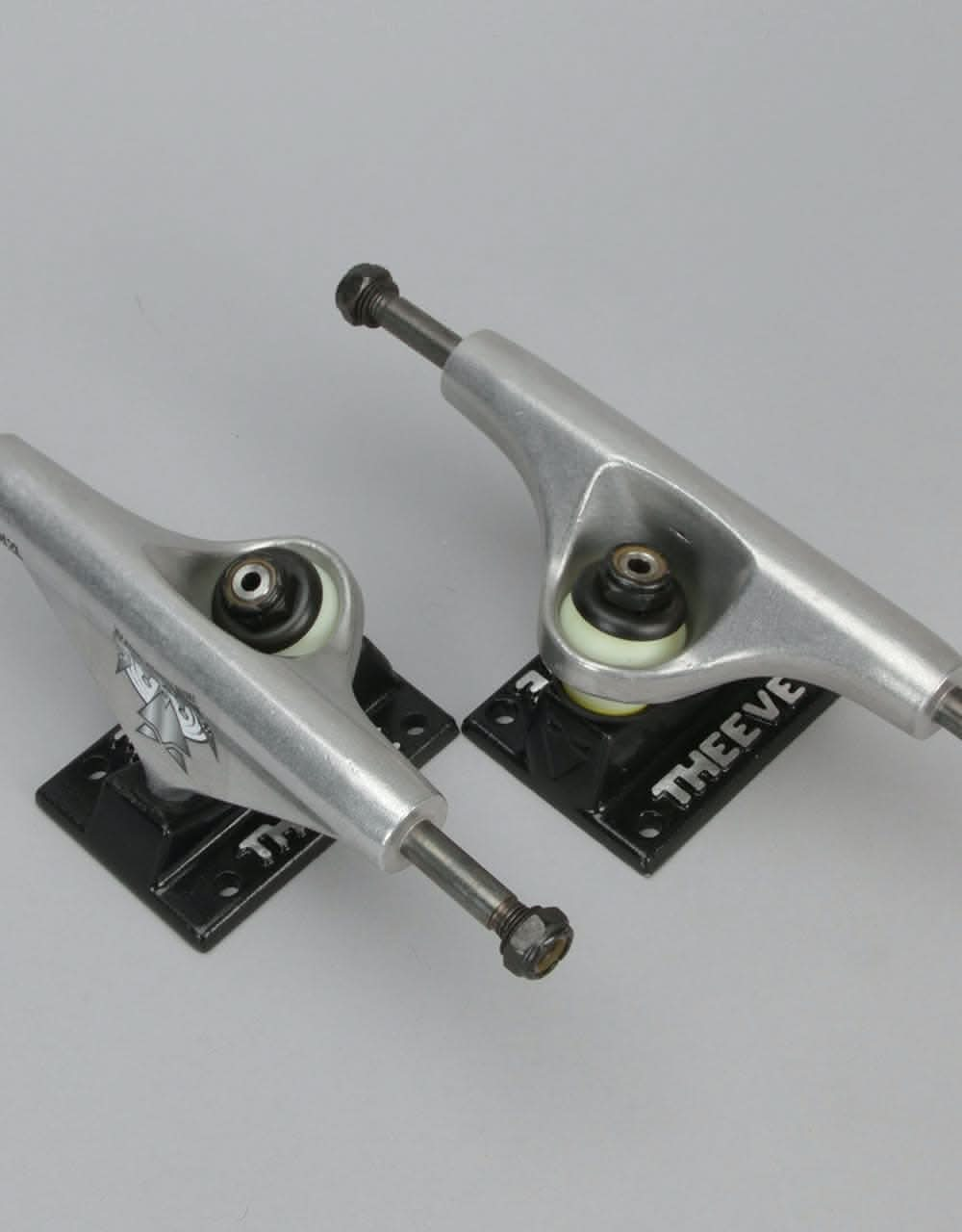 Theeve TiKing V3 Trucks - 5.0 (Pair)