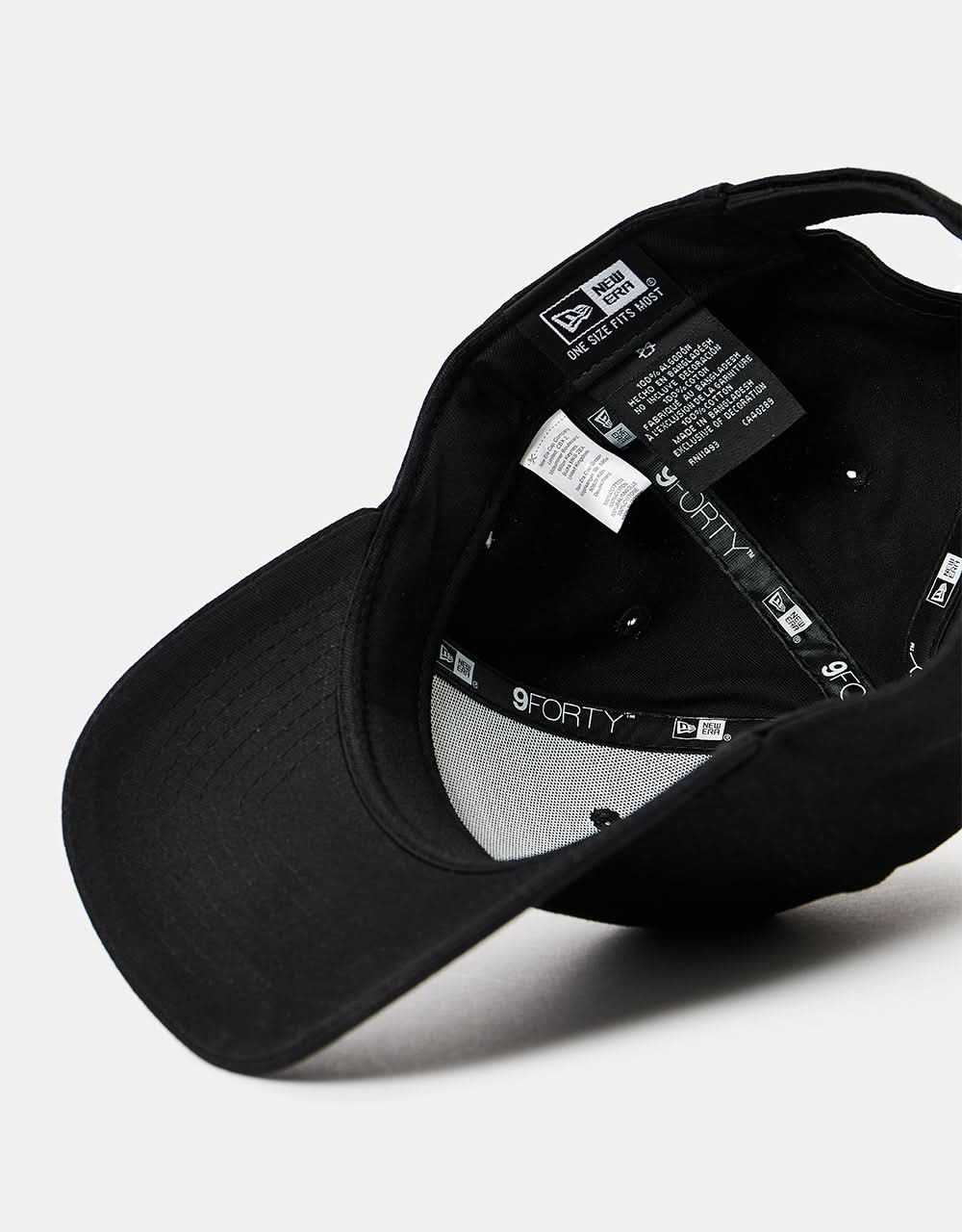 New Era 9Forty Flag Collection Cap - Black/White