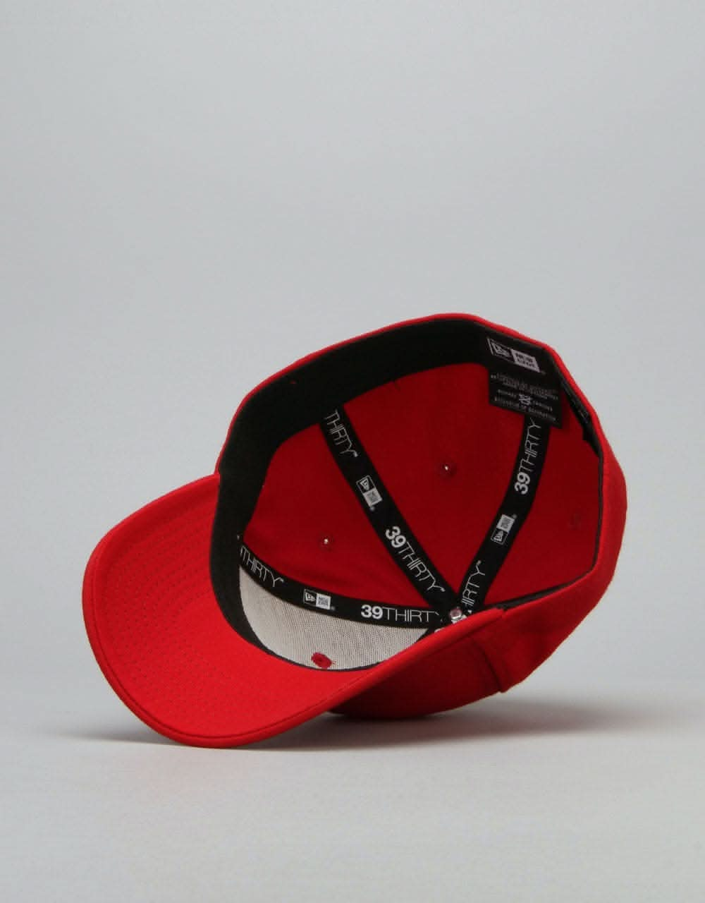 New Era 39Thirty Flag Collection Cap - Scarlet/White