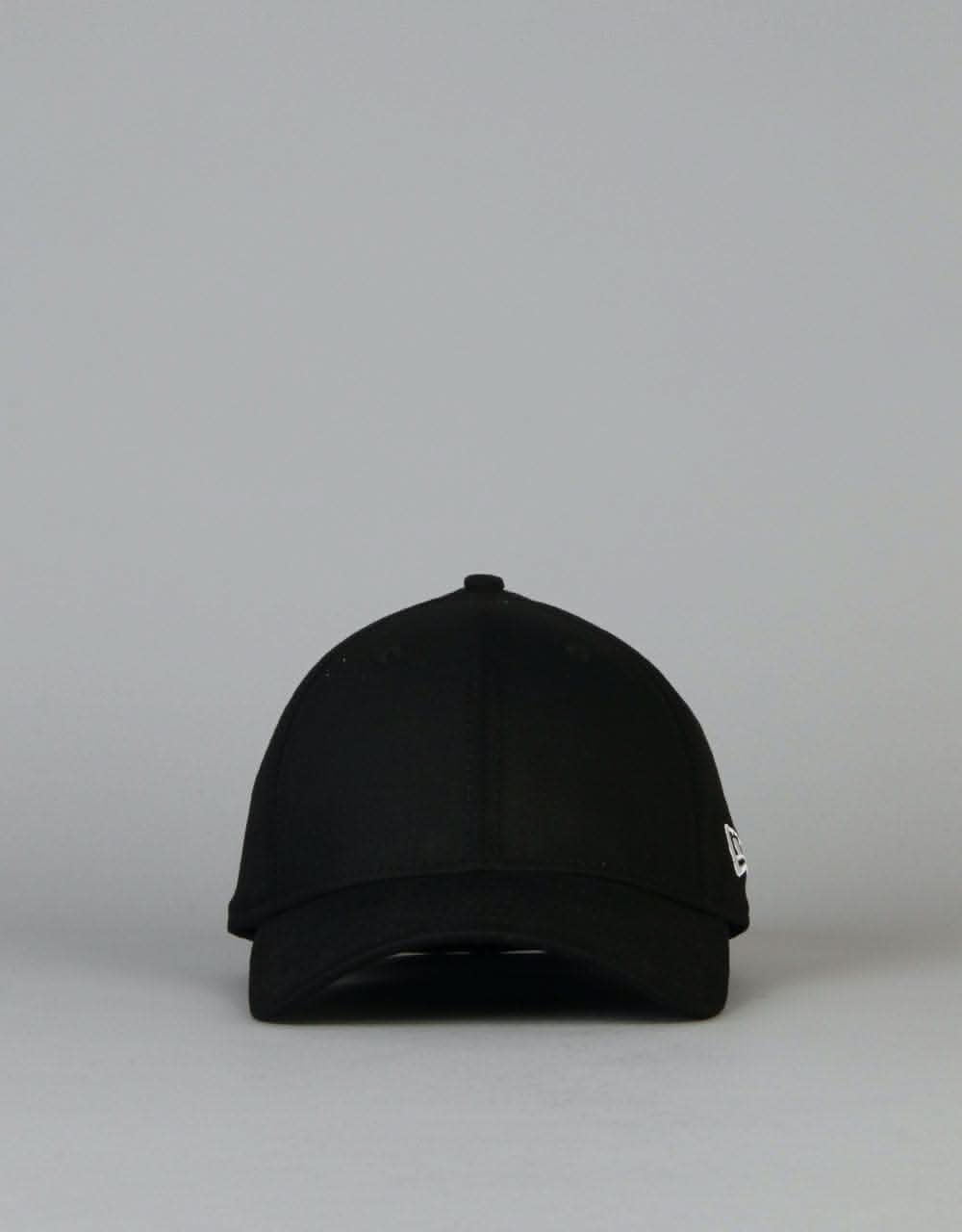 New Era 39Thirty Flag Collection Cap - Black/White