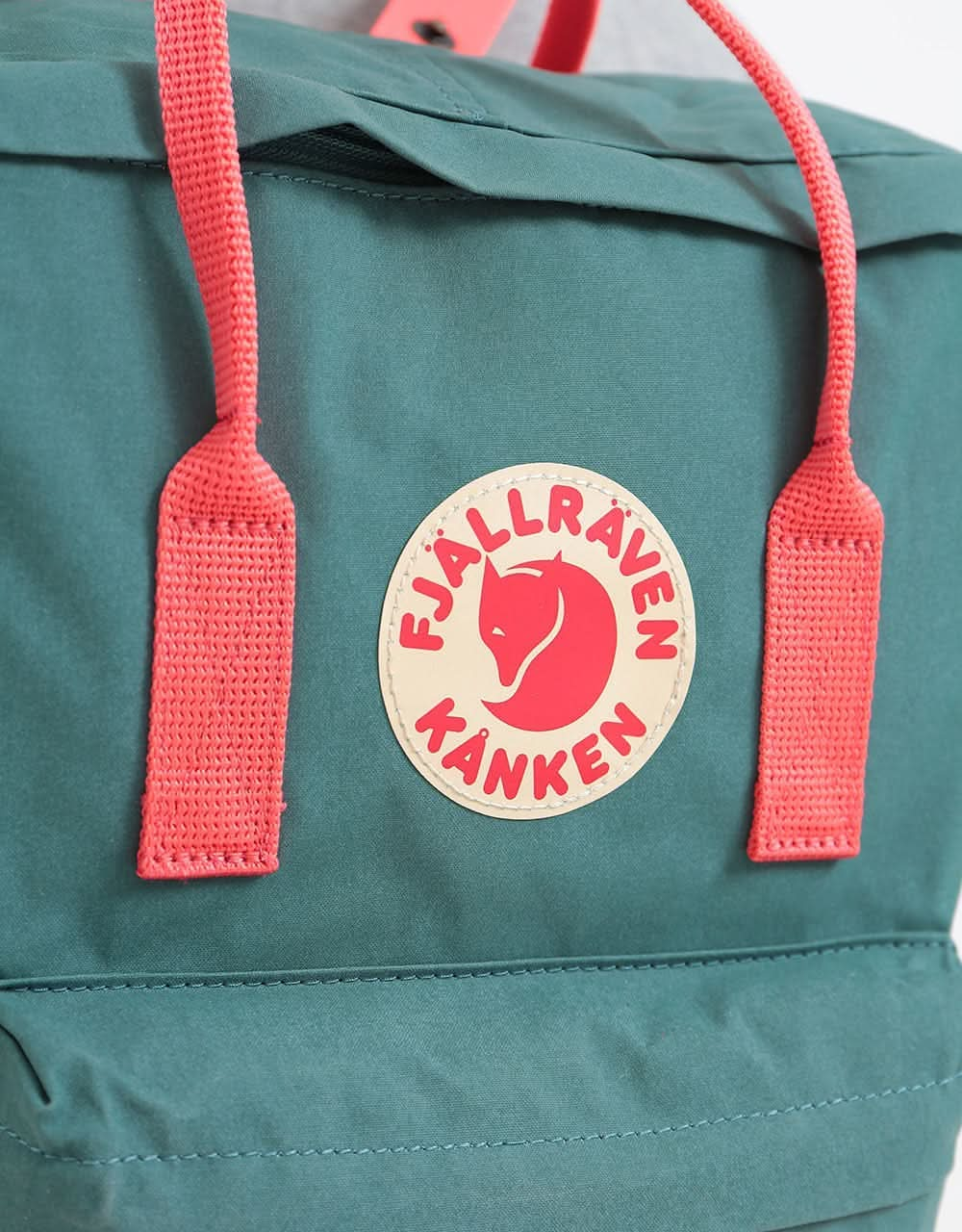 Fjällräven Kånken Backpack - Frost Green/Peach Pink