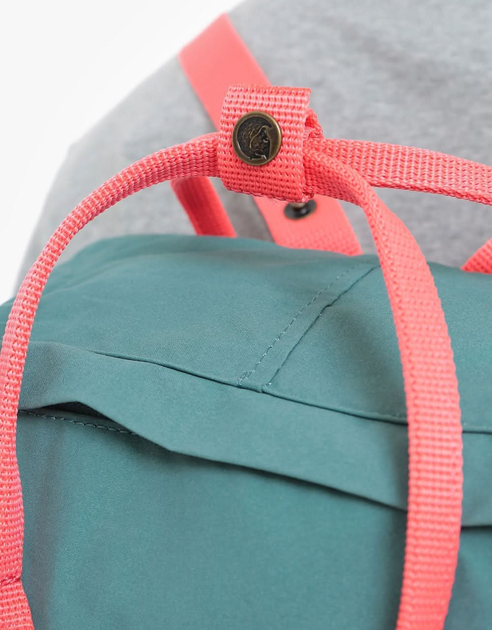 Fjällräven Kånken Backpack - Frost Green/Peach Pink